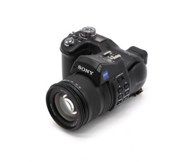 Компактная фотокамера Sony Cyber-shot DSC-F828