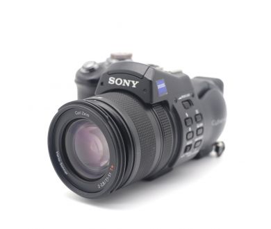 Компактная фотокамера Sony Cyber-shot DSC-F828