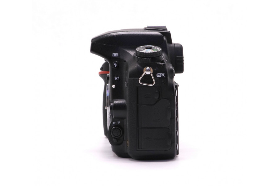 Nikon D750 body в упаковке (пробег 327575 кадров)