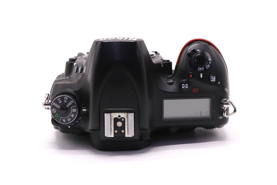 Nikon D750 body в упаковке (пробег 327575 кадров)
