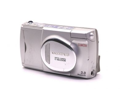 Цифровая фотокамера Olympus Camedia C-300