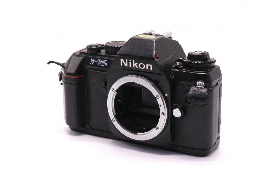 Зеркальный фотоаппарат Nikon F-301 body (Japan)