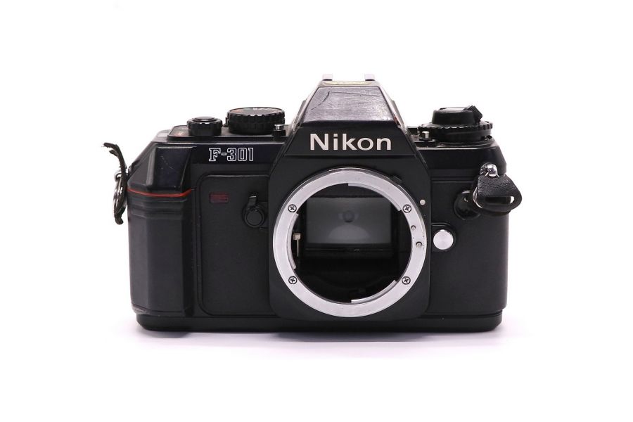 Зеркальный фотоаппарат Nikon F-301 body (Japan)