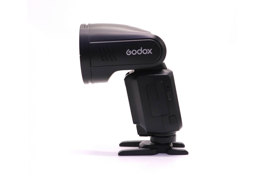 Фотовспышка Godox V100N TTL для Nikon в упаковке