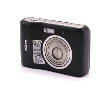 Фотокамера цифровая компактная Nikon Coolpix L18