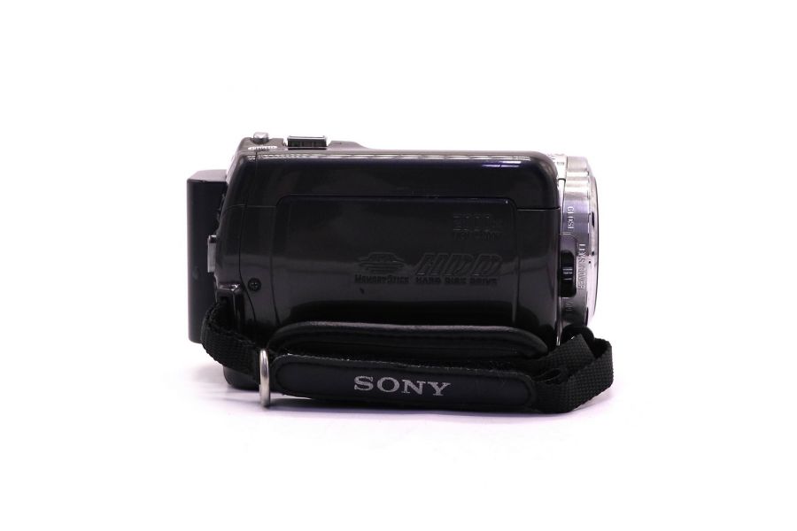 Компактная цифровая видеокамера Sony DCR-SR67E