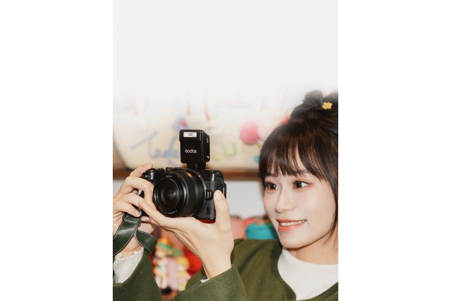 Вспышка накамерная Godox iFlash iT20 C для Canon