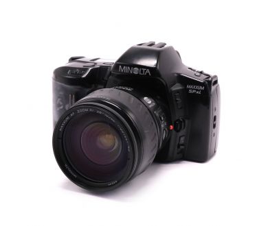 Пленочный фотоаппарат Minolta Maxxum SP xi kit