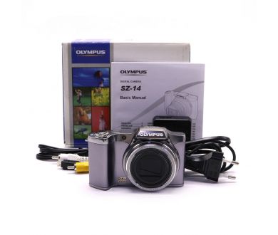 Компактный фотоаппарат Olympus SZ-14 в упаковке
