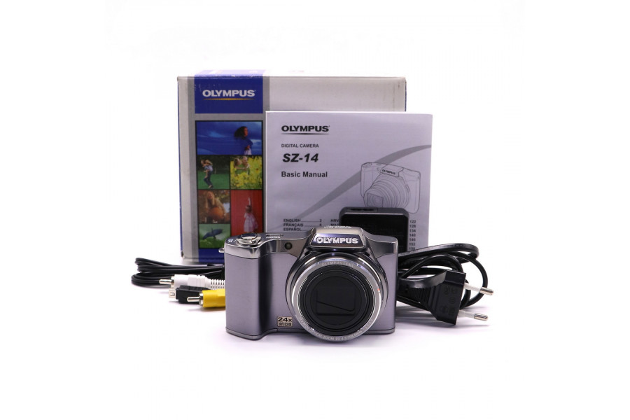 Компактный фотоаппарат Olympus SZ-14 в упаковке