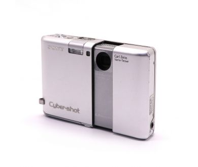 Цифровая фотокамера Sony Cyber-shot DSC-G1