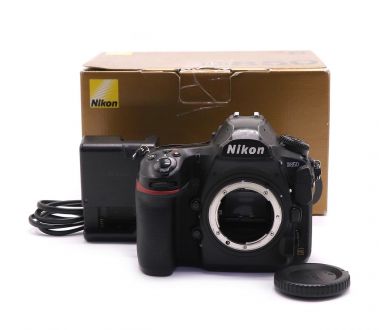 Nikon D850 body в упаковке (пробег 138395 кадров)