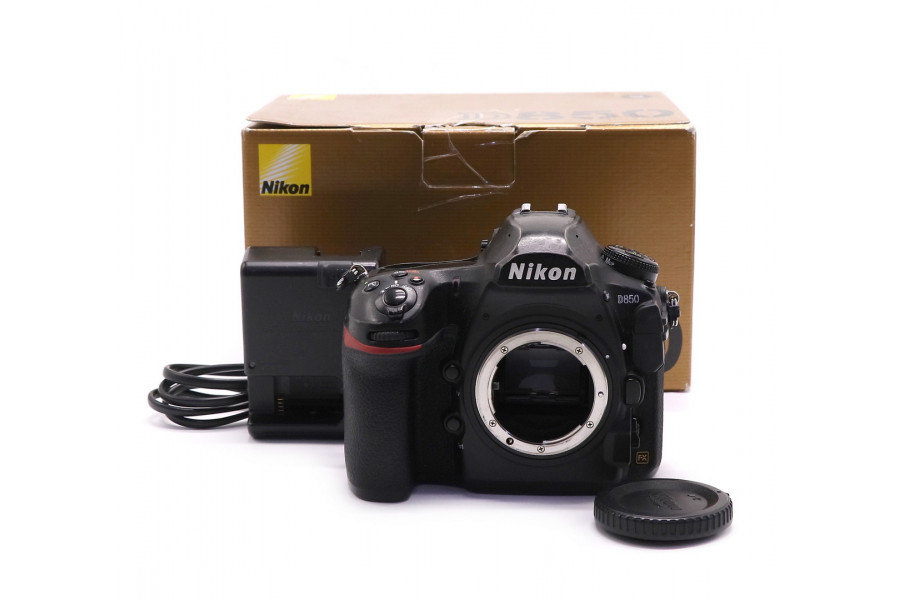 Nikon D850 body в упаковке (пробег 138395 кадров)
