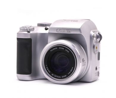 Компактный фотоаппарат Fujifilm FinePix S3000
