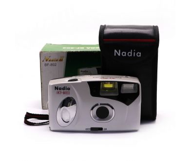 Пленочный фотоаппарат Nadia BF-802II в упаковке