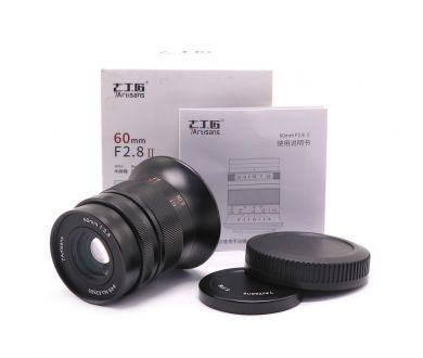 7Artisans 60mm f/2.8 Mark II Canon EOS R в упаковке