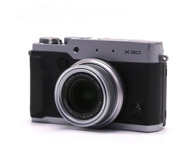 Компактный цифровой фотоаппарат Fujifilm X30