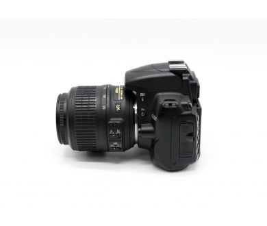 Фотоаппарат Nikon D5000 kit в упаковке (пробег 11460 кадров)