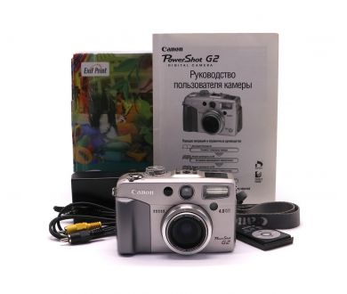 Цифровая камера Canon PowerShot G2 в упаковке