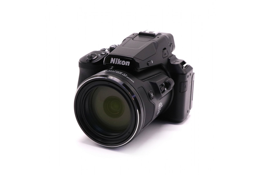 Компактная цифровая камера Nikon Coolpix P950