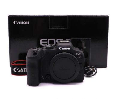 Canon EOS R7 body в упаковке (пробег 5360 кадров)