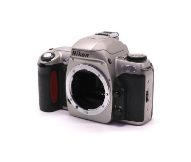 Плёночный зеркальный фотоаппарат Nikon U/F65 body