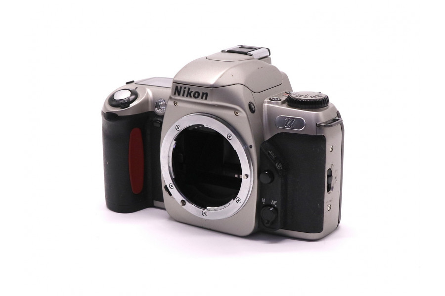 Плёночный зеркальный фотоаппарат Nikon U/F65 body