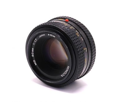 Светосильный объектив Minolta MD 50mm f/1.7