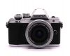 Olympus OM-D E-M10 Mark II kit в упаковке silver (пробег 5875 кадров)