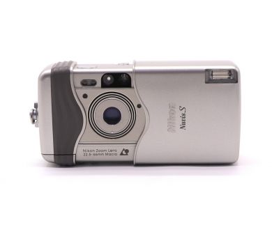 Плёночная камера Nikon Nuvis S в упаковке