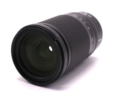Nikon 28-400mm f/4-8 VR Nikkor Z в упаковке