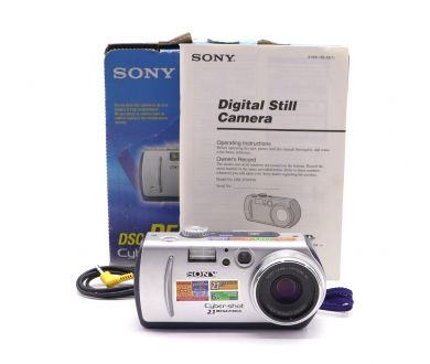 Компактный Sony Cyber-shot DSC-P50 в упаковке