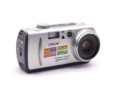 Компактный Sony Cyber-shot DSC-P50 в упаковке