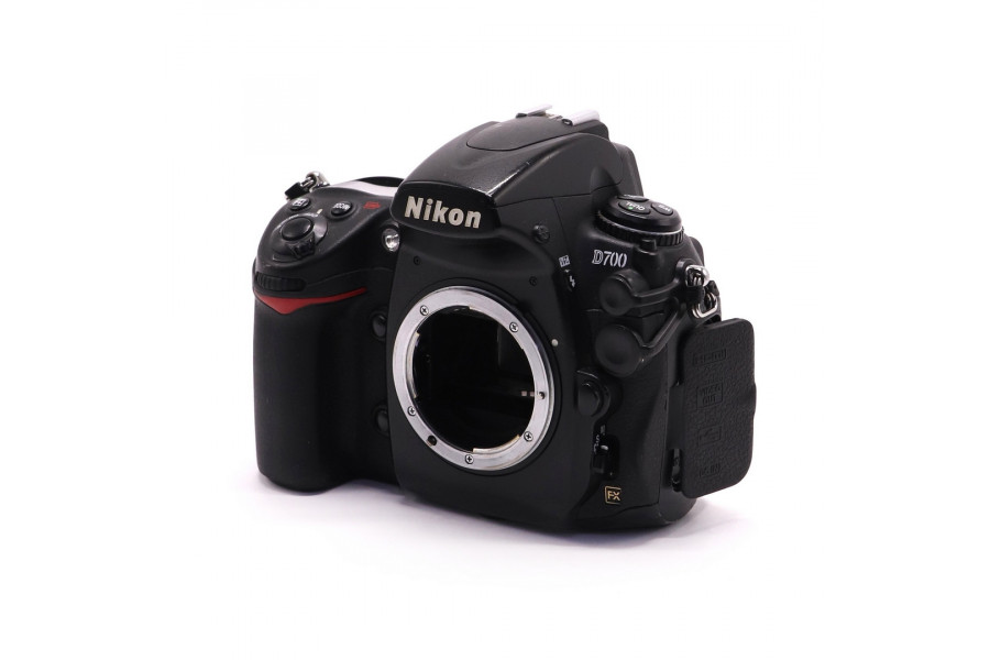Камера Nikon D700 body (пробег 229000 кадров)