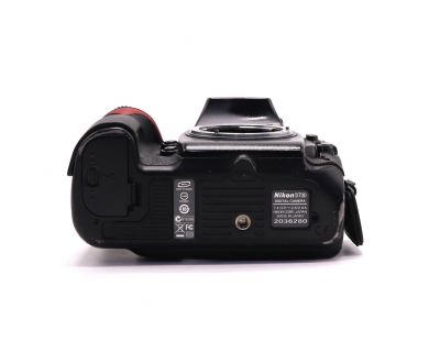 Камера Nikon D700 body (пробег 229000 кадров)