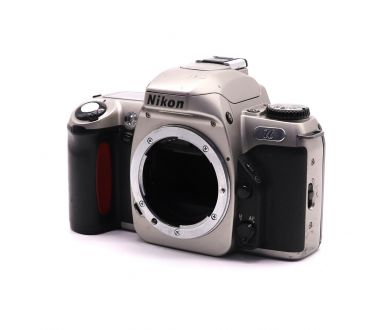 Плёночный фотоаппарат Nikon U/F65 body неисправный
