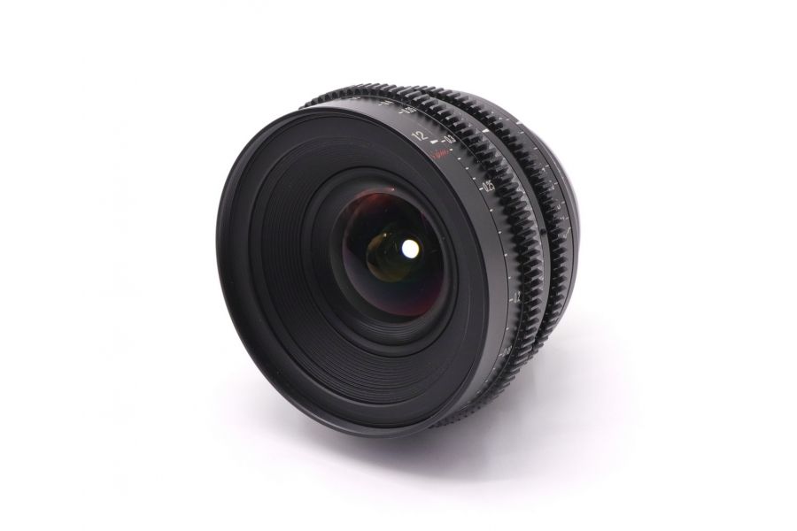 Сверхширокоугольный объектив 7Artisans 12mm/T2.9