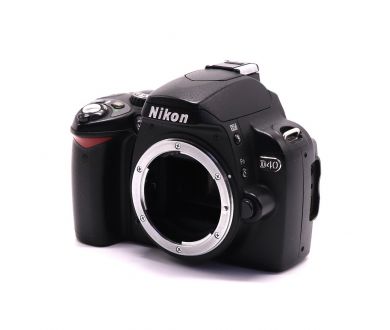 Камера Nikon D40 body в упаковке (пробег 17240 кадров)