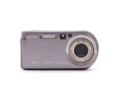 Цифровая камера Sony Cyber-Shot DSC-P200