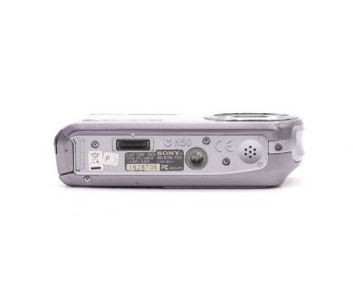 Цифровая камера Sony Cyber-Shot DSC-P200