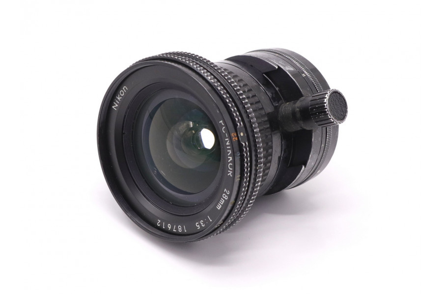 Широкоугольный объектив Nikon 28mm f/3.5 PC-Nikkor
