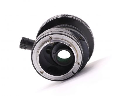 Широкоугольный объектив Nikon 28mm f/3.5 PC-Nikkor