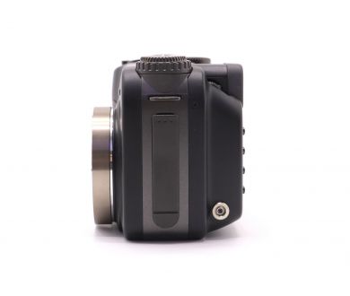4-мегапиксельная цифровая камера Casio QV-4000