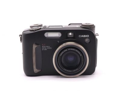 4-мегапиксельная цифровая камера Casio QV-4000