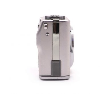 Фотокамера Sony Cyber-shot DSC-W5 в упаковке