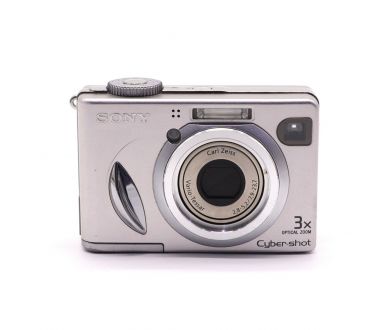 Фотокамера Sony Cyber-shot DSC-W5 в упаковке