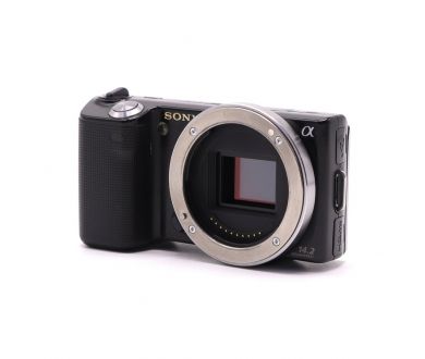 Камера Sony Nex-5 body (пробег 82000 кадров)