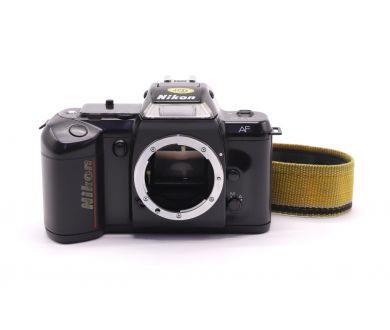 Фотоаппарат Nikon N4004 body (неисправный)