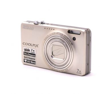 Фотоаппарат компактный Nikon Coolpix S6000