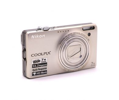 Фотоаппарат компактный Nikon Coolpix S6000